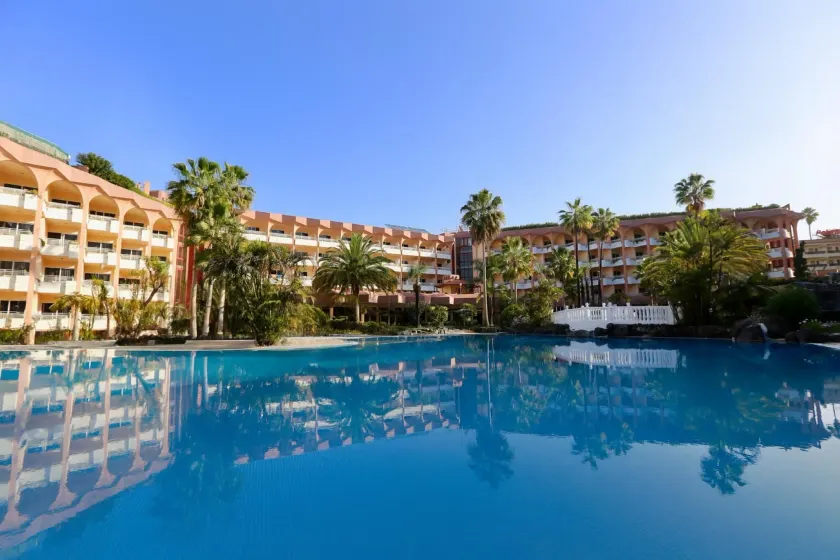 Hotel Puerto Palace - Image 1