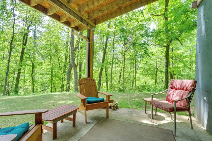 Jasper Apartment w/ Patio & Creek Access - Image 1