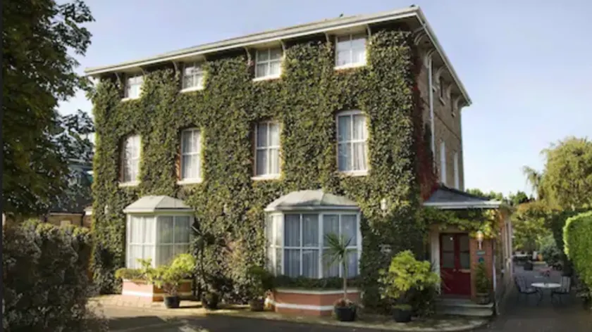 Aberdeen Lodge - Image 1
