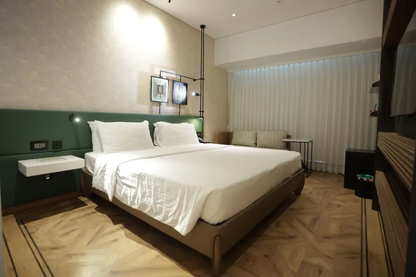 Regency Hotel Malabar Hill - Image 1
