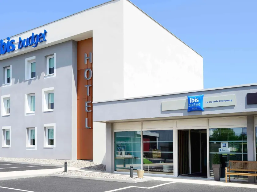 ibis budget Cherbourg - La Glacerie - Image 1