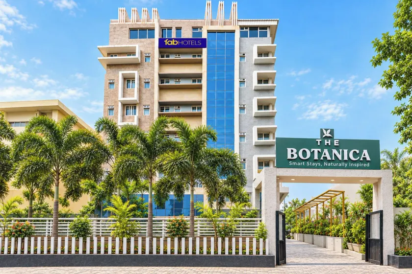 FabHotel The Botanica - Nr Hyderabad Central University, Kondapur - Image 1