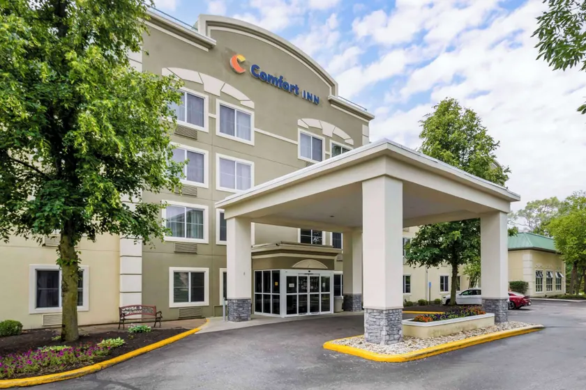Comfort Inn North-Polaris - Image 1
