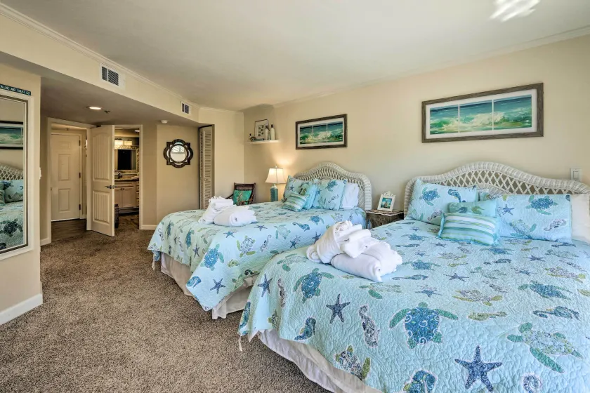 Lagoon & Fountain Views: Villa in Palmetto Dunes - Intérieur