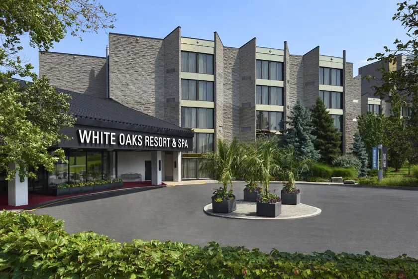 White Oaks Conference & Resort Spa - Image 1