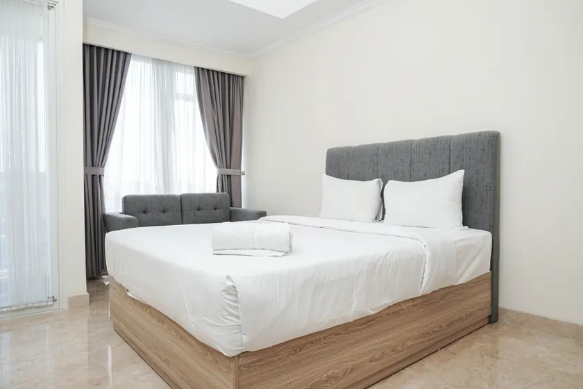 Best Location Studio Room @ Menteng Park Apartment By Travelio - Image 1