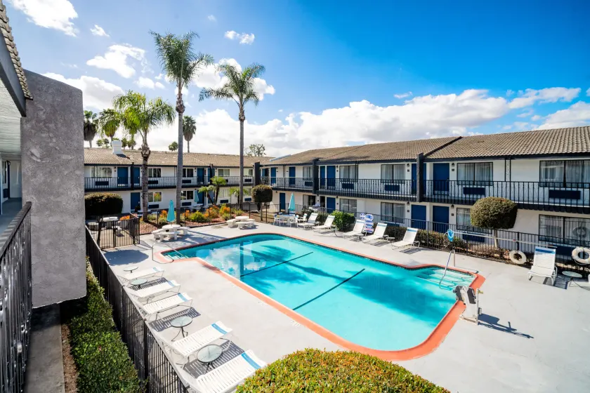 The Buena Park Hotel & Suites - Image 1
