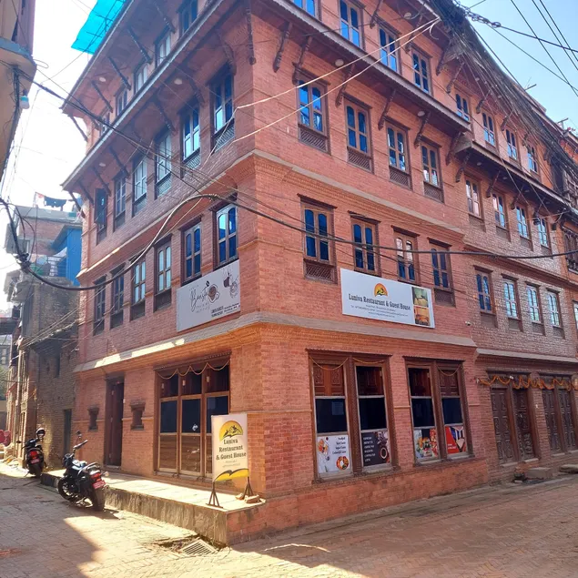Luniva Restaurant And Guest House - Image 1