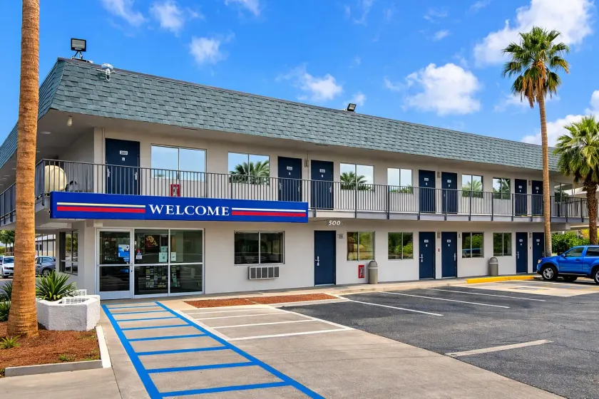 Motel 6-Blythe, CA - Image 1