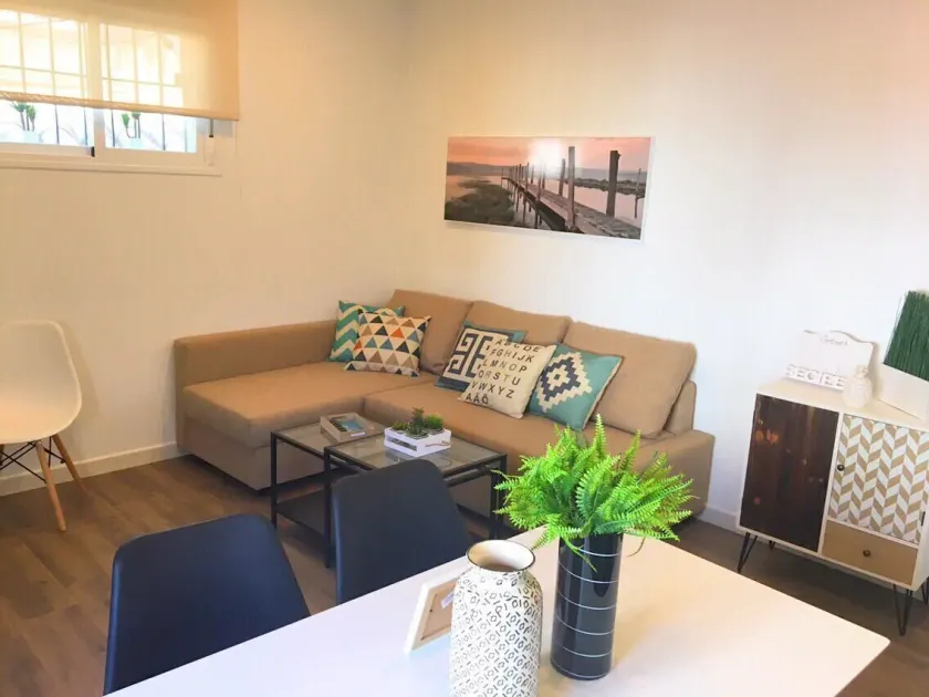 Valentina Home - Image 1