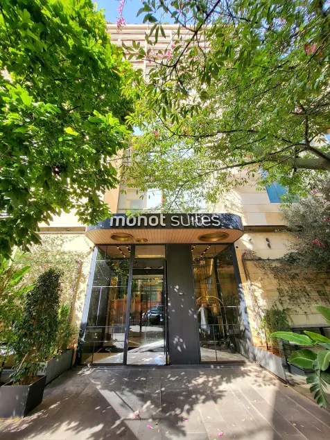 Monot Suites - Image 1