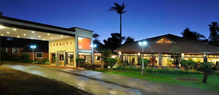 Orquideas Hotel & Cabañas - Image 1