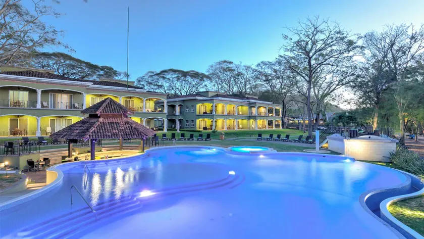 Casa Conde del Mar Hotel and Resort - Image 1
