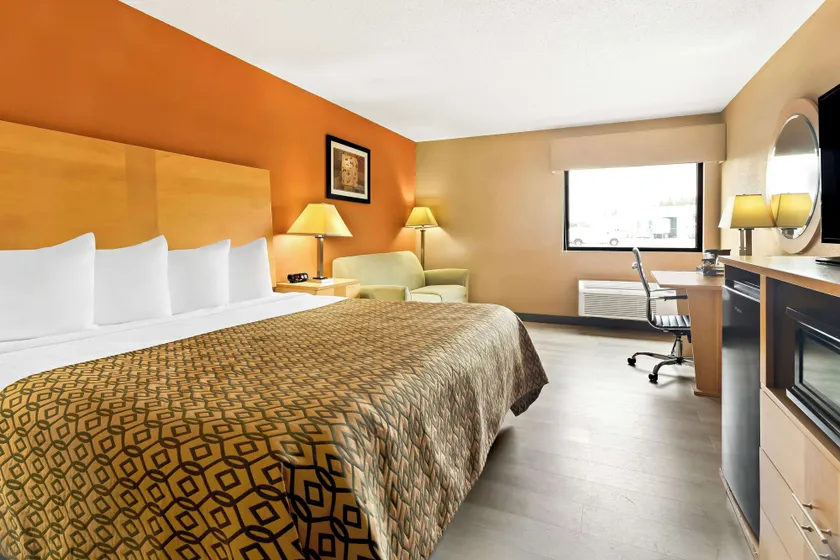 Best Western Paducah Inn - Image 1
