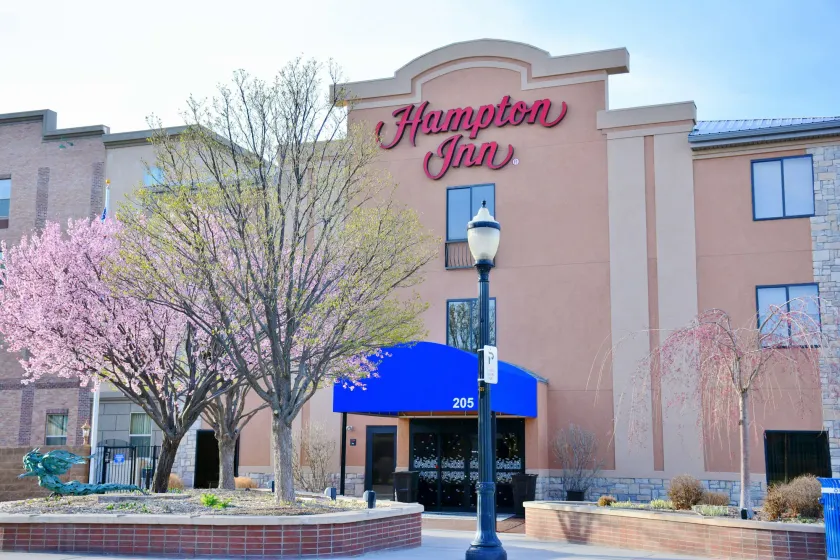Hampton Inn Grand Junction Downtown/Historic Main Street - Image 1