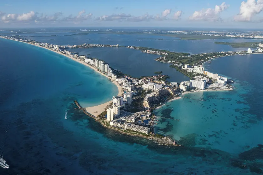 Aloft by Marriott Cancun - Image 1