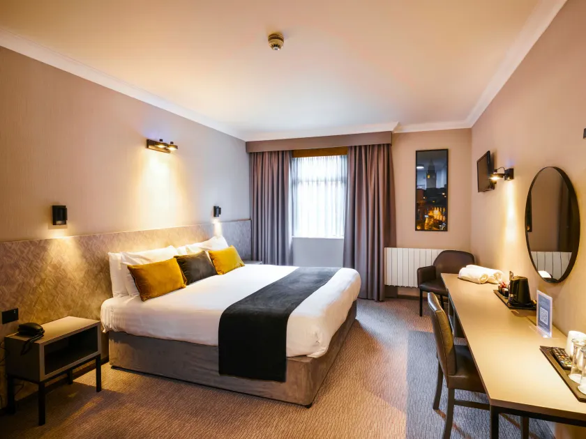 The Royal Toby Hotel - Image 1