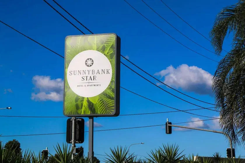 Sunnybank Star Hotel - Image 1