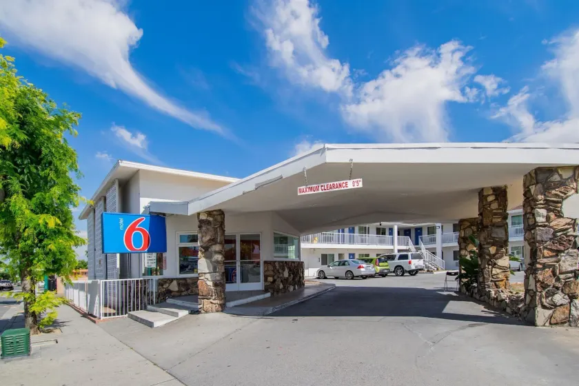 Motel 6-San Bernardino, CA - Downtown - Image 1