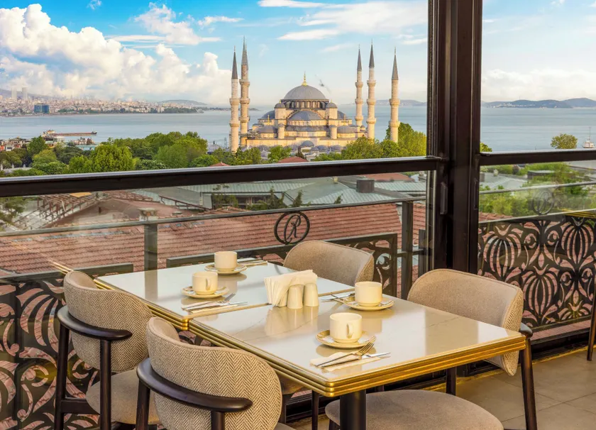 Rast Hotel Sultanahmet - Image 1
