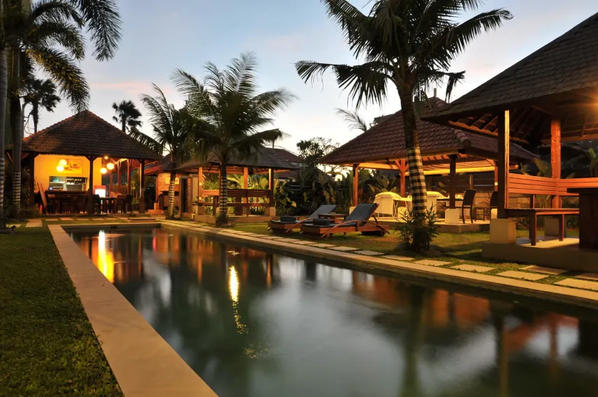 Ganga Hotel & Apartment - Image 1