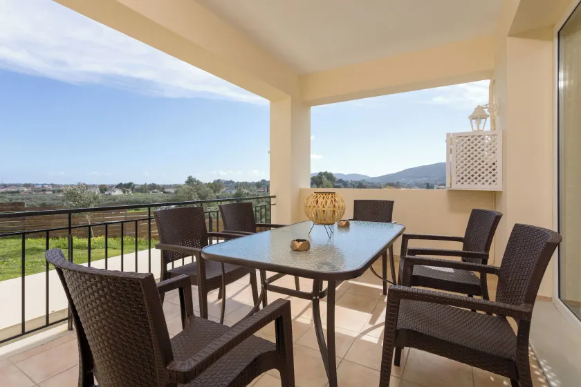 Altamira I 8 Guests with Veranda and Valley Views - Image 1