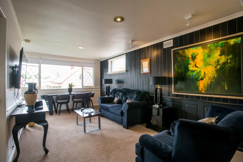 Battery Point Boutique Accommodation - Image 1
