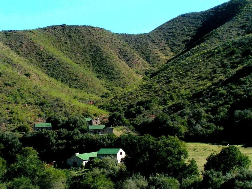 Baviaans Lodge - Image 1