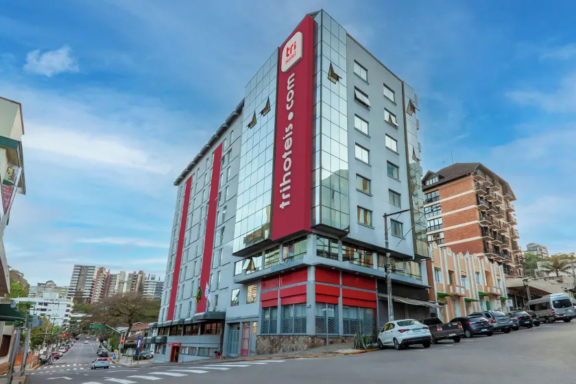 Tri Hotel Bento Gonçalves - Image 1