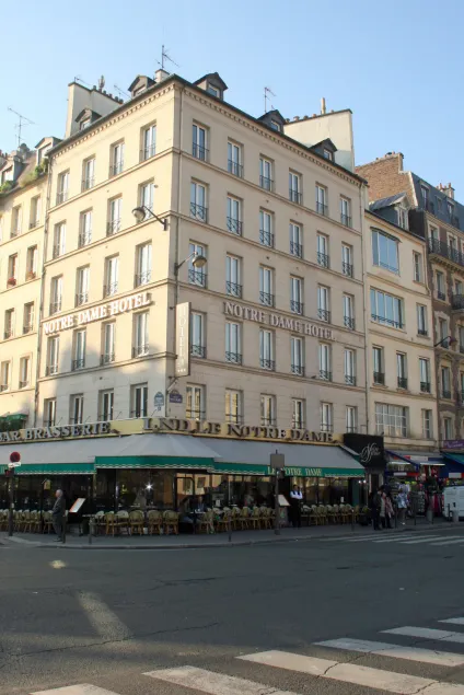 Hotel Le Notre Dame Saint Michel - Image 1