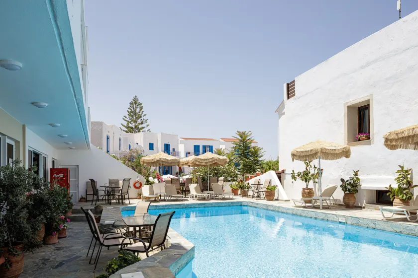 Kasteli Studios & Apartments - Image 1