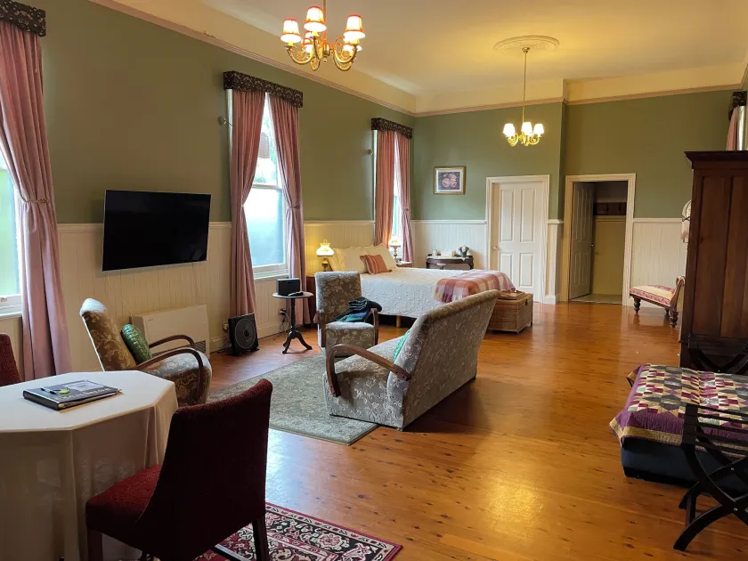 The Exchange Beaconsfield - Offering Heritage Accommodation - Image 1