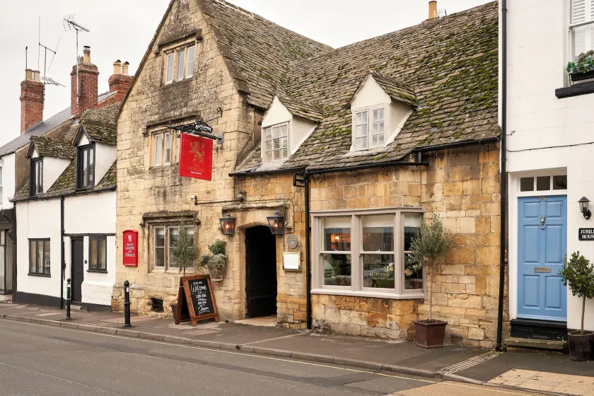 The Lion Inn - Image 1