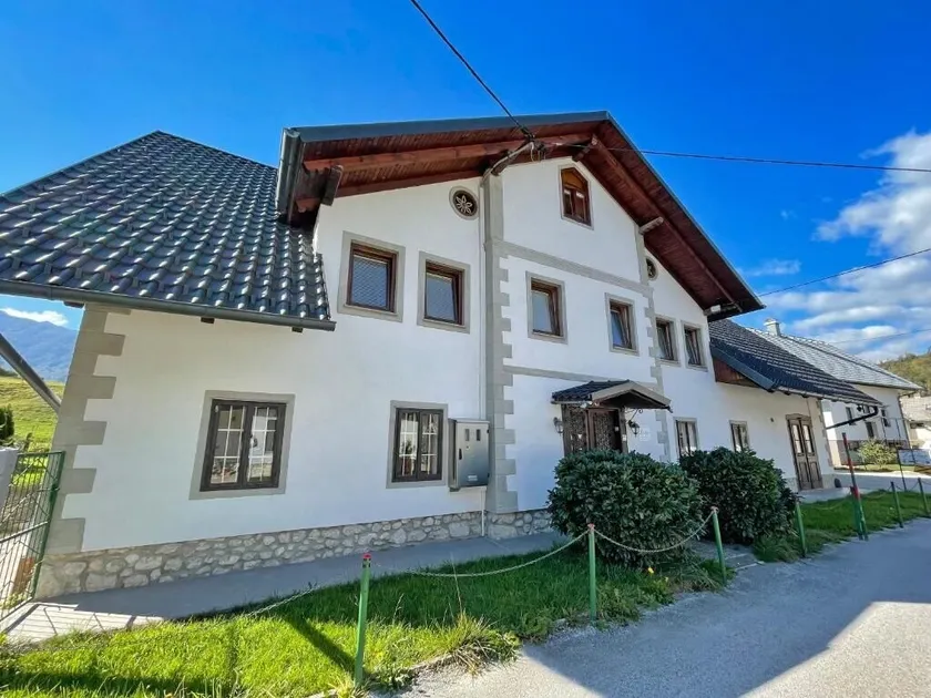 Zotlar House - Image 1