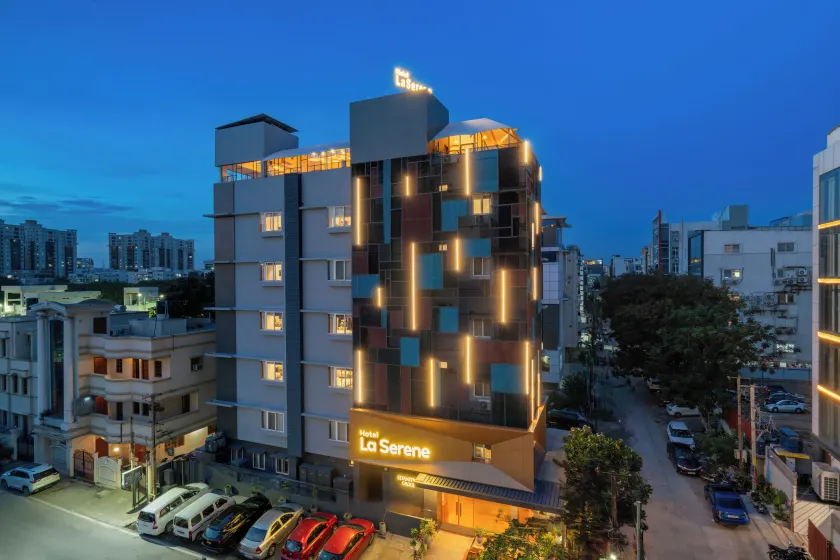 Hotel La Serene - Image 1