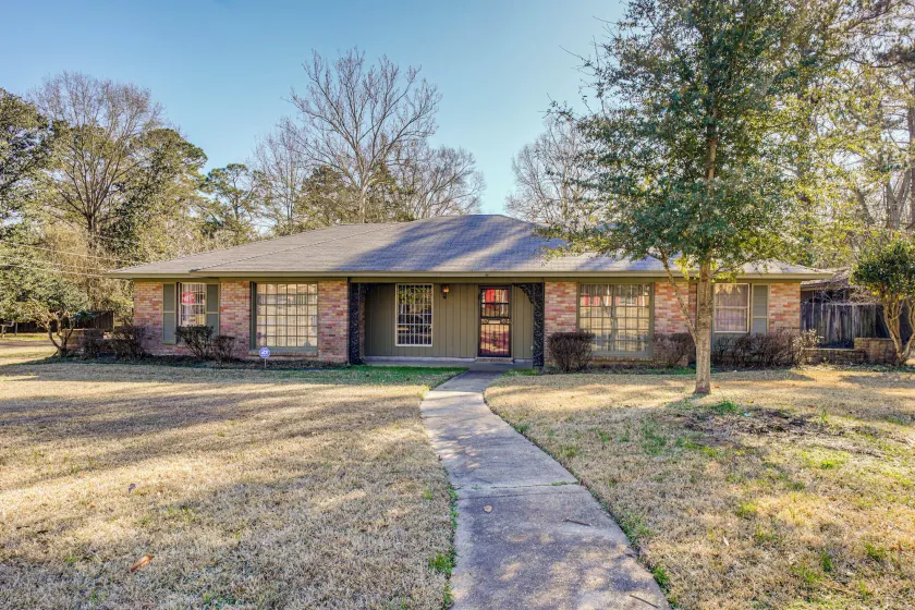 Family Home w/ Yard - 5 Mi to Jackson State Campus - Image 1