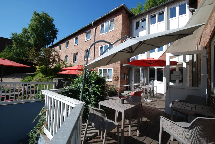 Flensbed Hotel & Hostel - Image 1