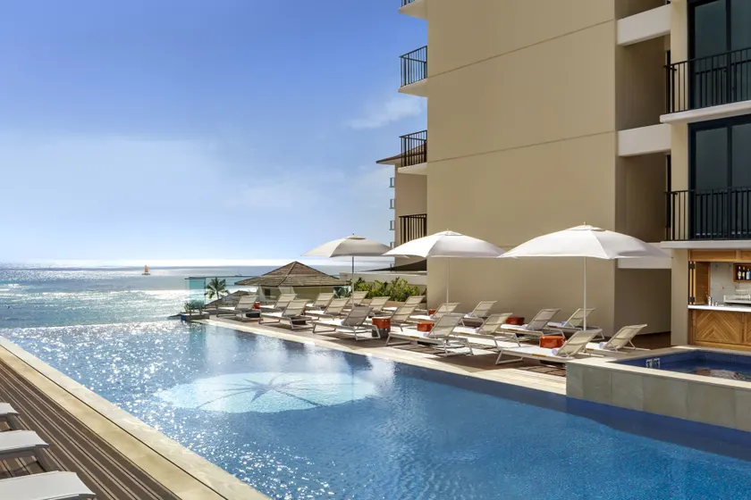 Halepuna Waikiki by Halekulani - NO RESORT FEE - Image 1