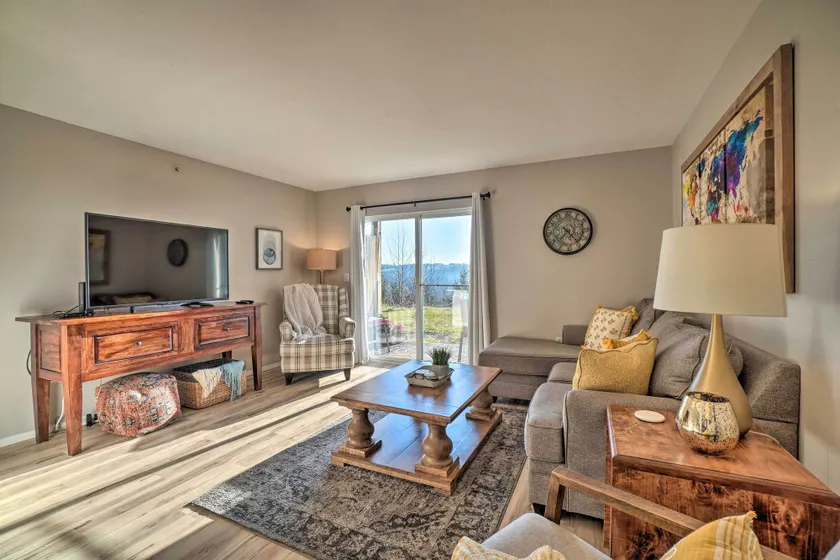 Sunny Family-friendly Branson Home! - Image 1