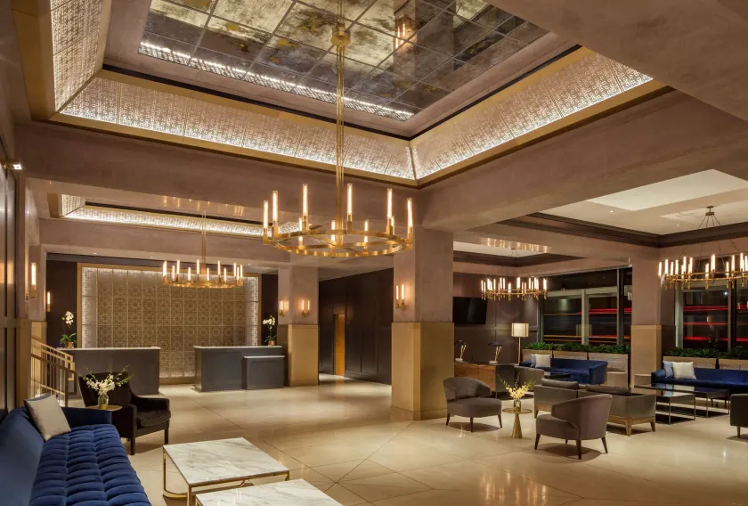 The Marquette Hotel, Curio Collection by Hilton - Image 1