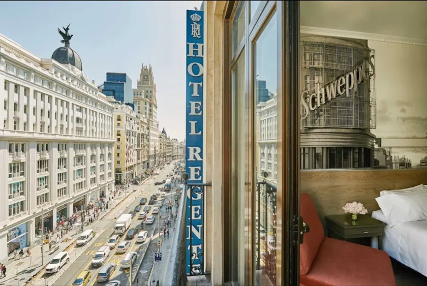 Regente Hotel - Image 1