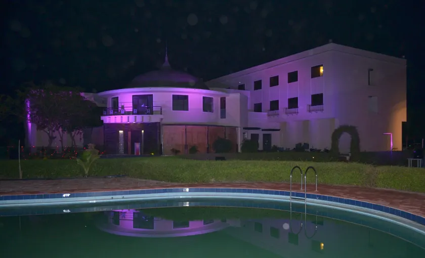 The Palm Resort - Image 1