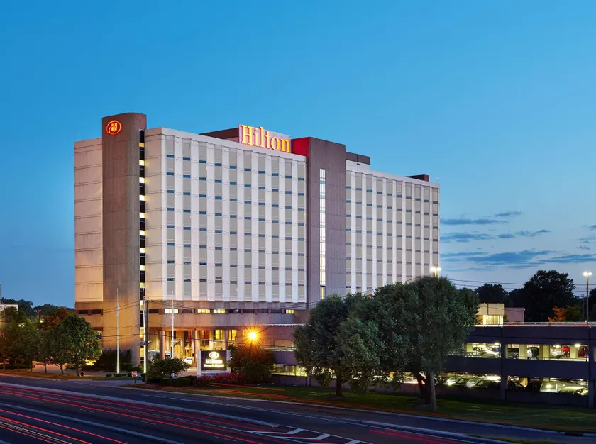 Hilton Newark Airport - Image 1