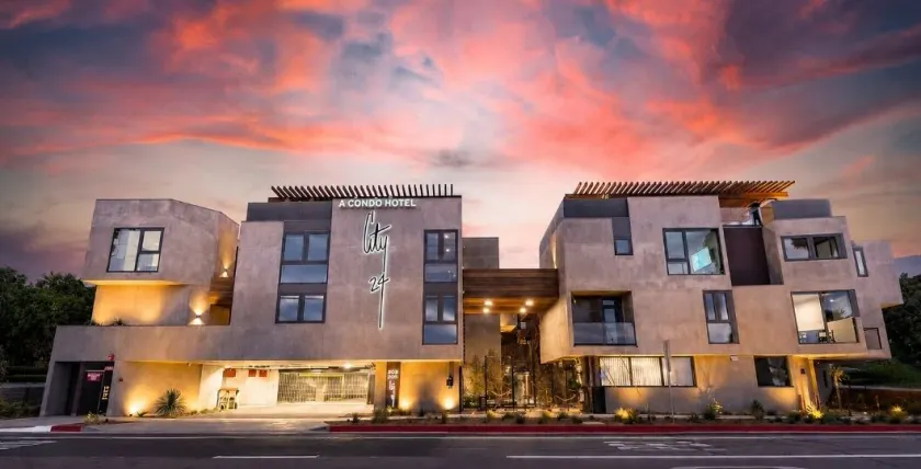 City24 Condo Hotel Little Italy Mission Hills - Image 1