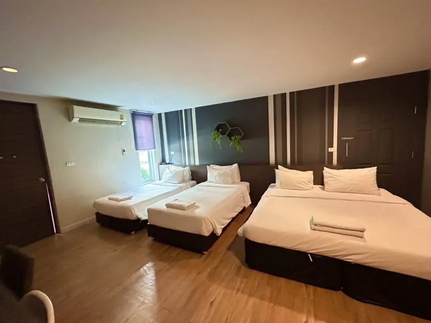 Paragon Inn - Image 1