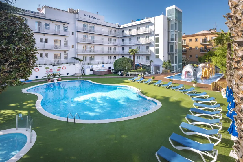 GHT Balmes, Hotel-Aparthotel&SPLASH - Image 1