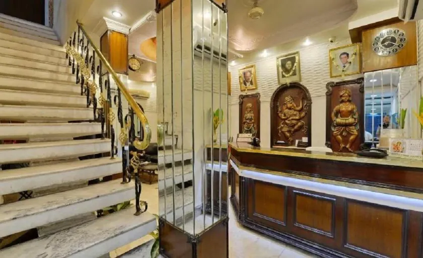Hotel Heera - Image 1