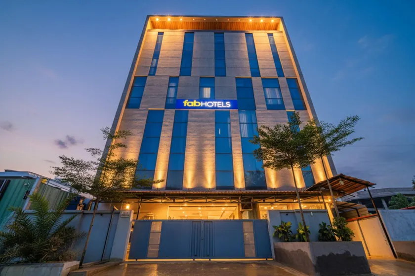 FabHotel Prime Unnam - Nr Amazon Hyderabad Campus, Financial District, Gachibowli - Image 1