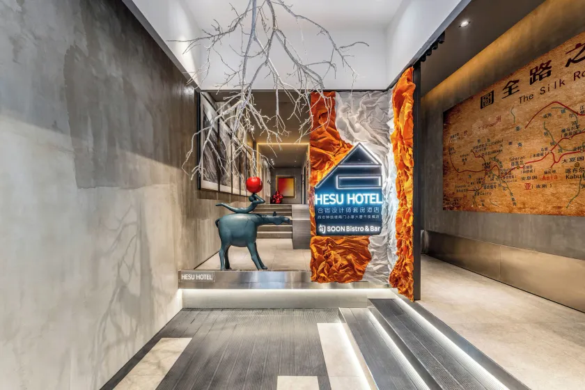 HÉONIC Art Residence & Suites丨 Signature Family Suites - Free Laundry Luggage Storage -24H Front Desk - Cat Cafe - Image 1