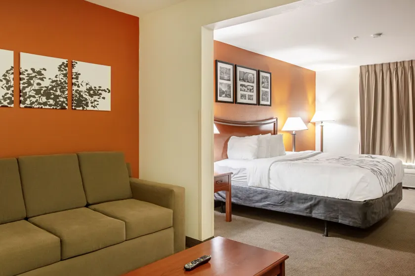 Sleep Inn & Suites Hobbs - Image 1